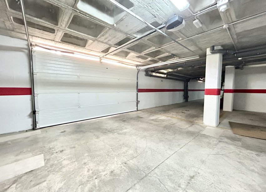 Resale - Apartment - Orihuela Costa - Villamartin