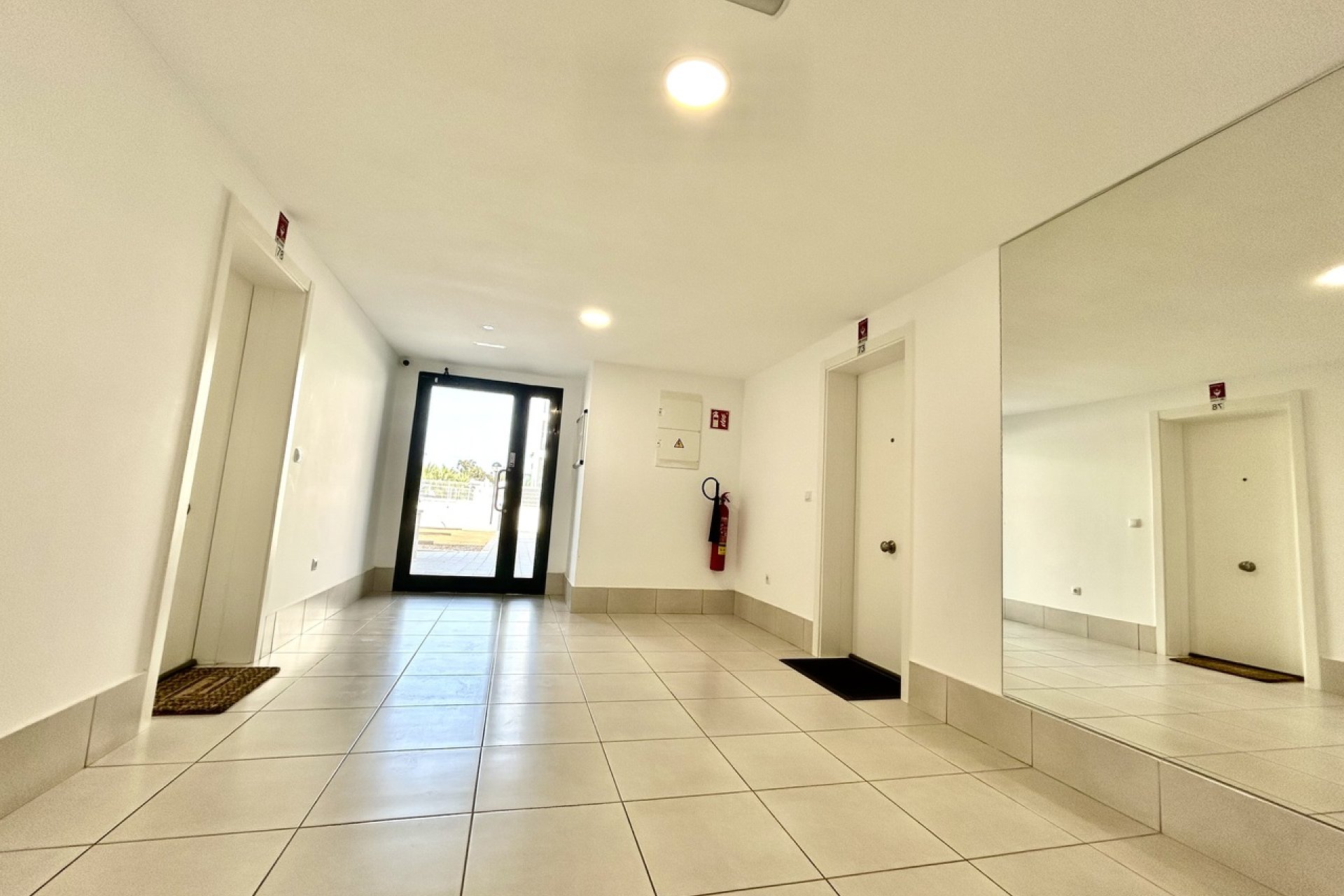 Resale - Apartment - Orihuela Costa - Villamartin