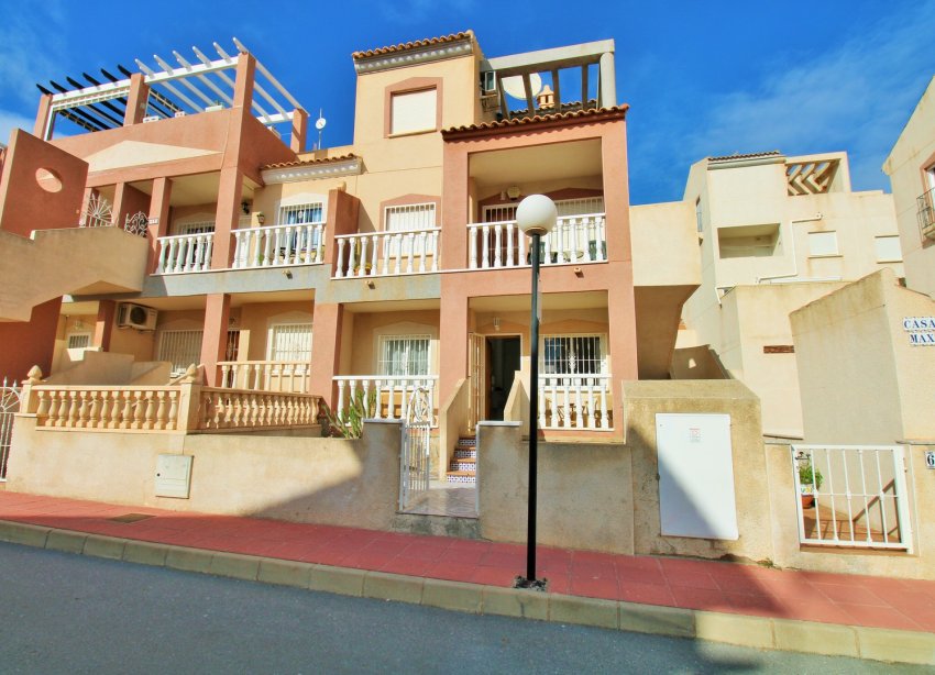 Resale - Apartment - Orihuela Costa - Villamartín