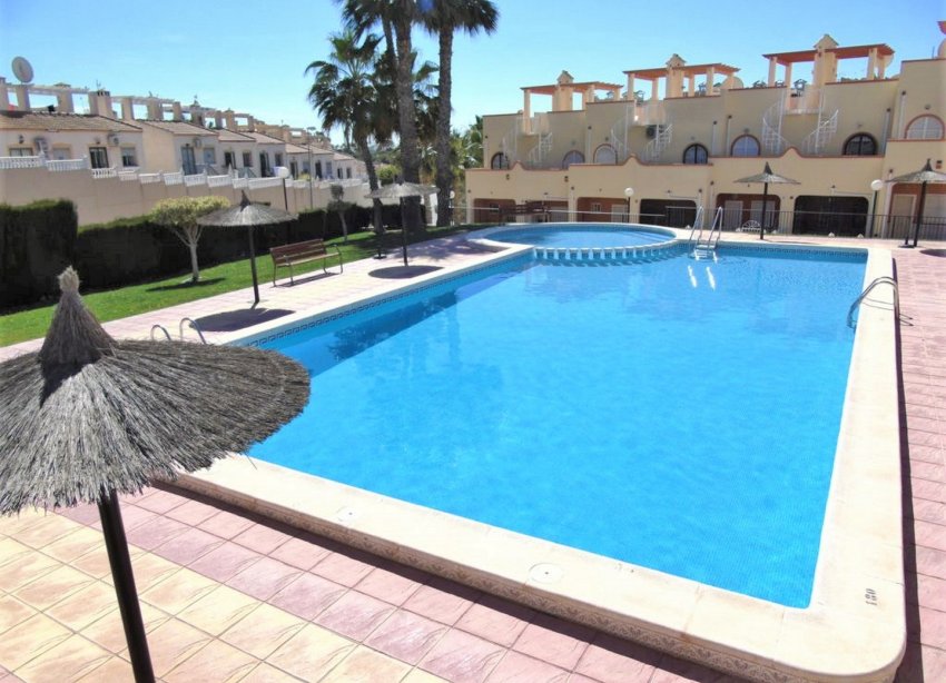 Resale - Apartment - Orihuela Costa - Villamartín