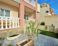 Resale - Apartment - Orihuela Costa - Villamartín