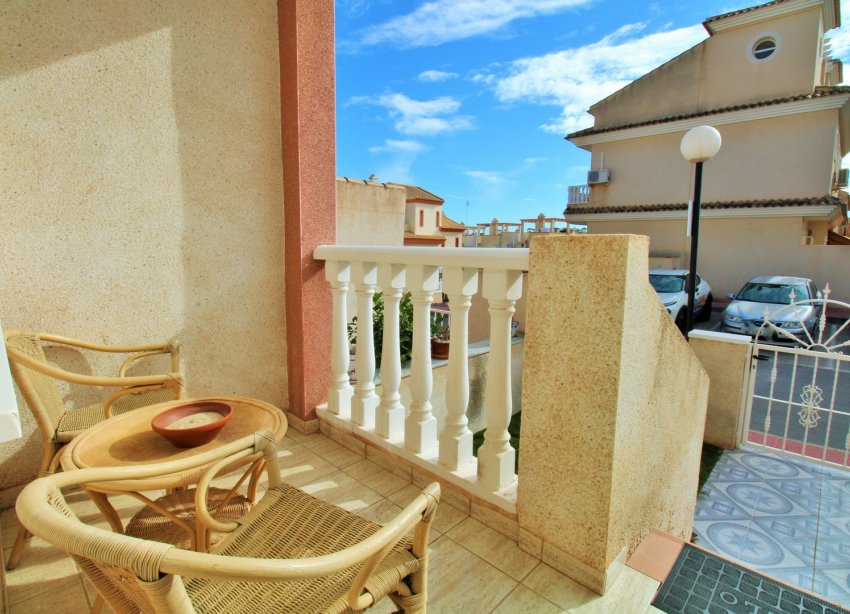 Resale - Apartment - Orihuela Costa - Villamartín