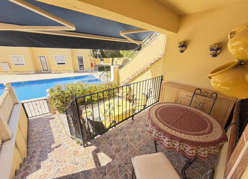 Resale - Apartment - Orihuela Costa - Villamartin