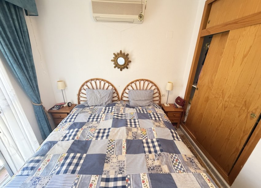 Resale - Apartment - Orihuela Costa - Villamartin