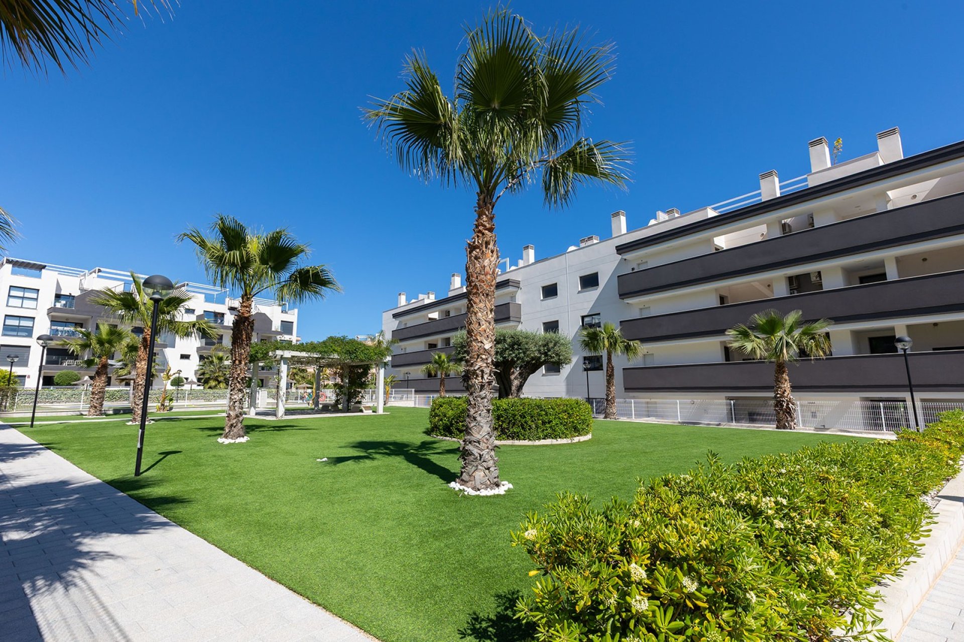 Resale - Apartment - Orihuela Costa - Villamartin