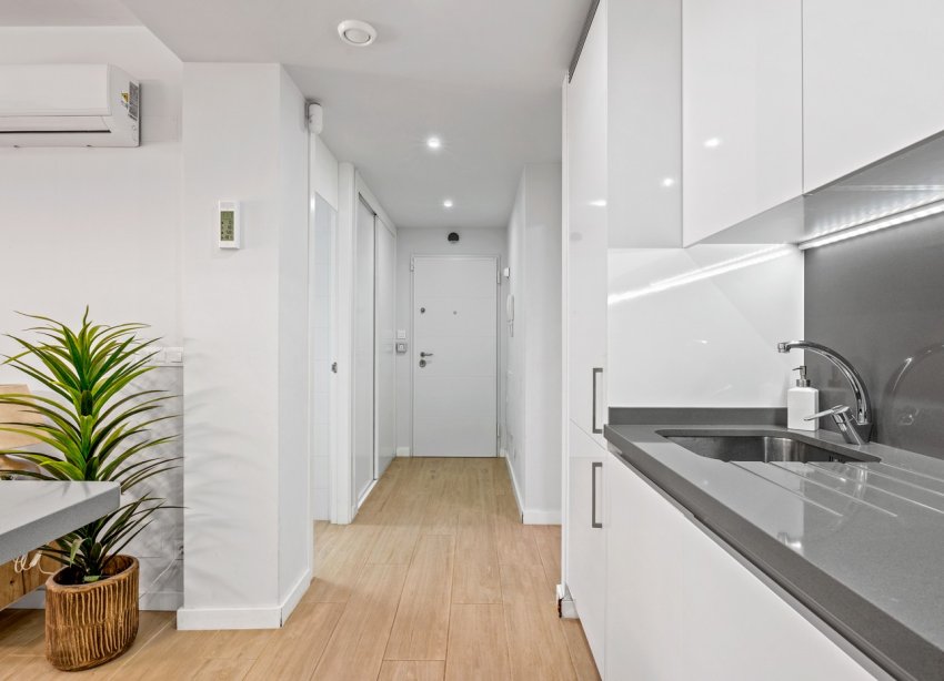 Resale - Apartment - Orihuela Costa - Villamartín