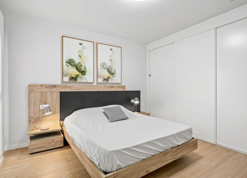 Resale - Apartment - Orihuela Costa - Villamartín