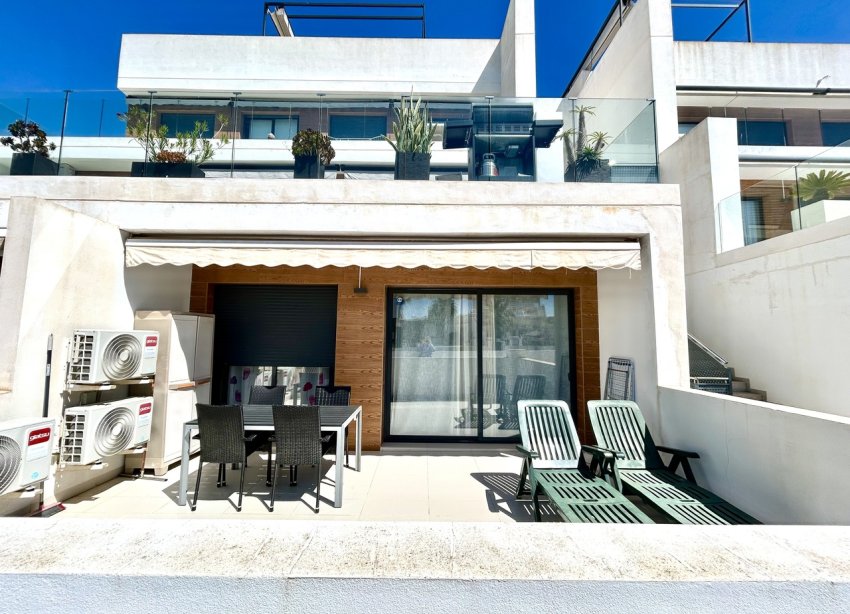 Resale - Apartment - Orihuela Costa - Villamartin