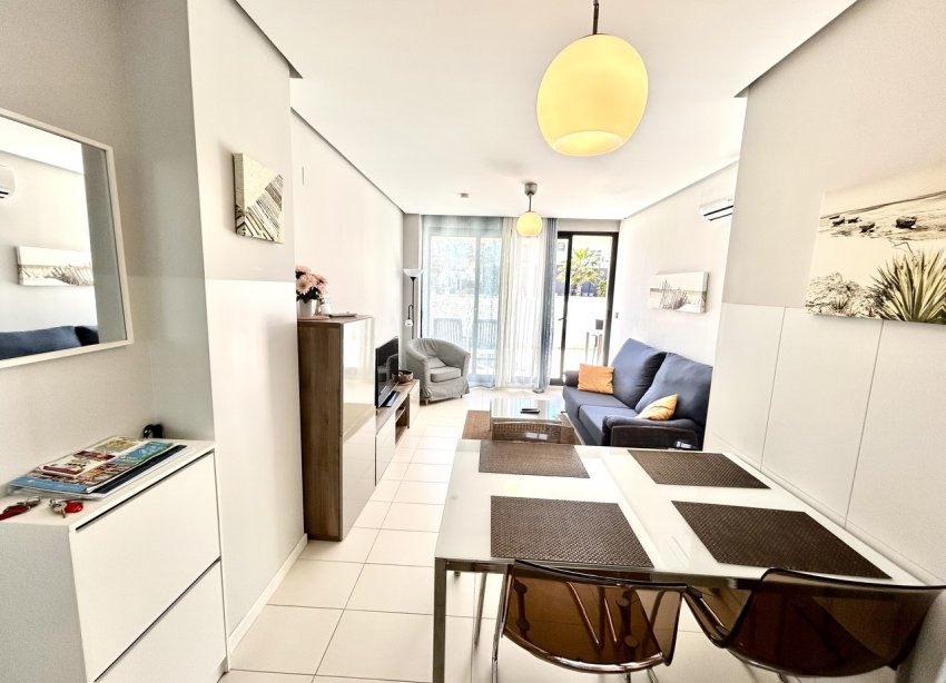 Resale - Apartment - Orihuela Costa - Villamartin