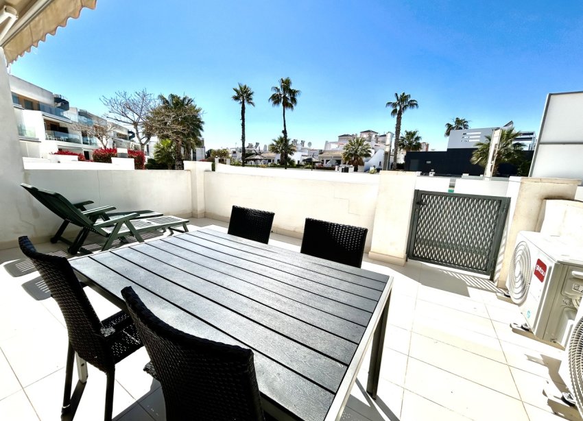 Resale - Apartment - Orihuela Costa - Villamartin
