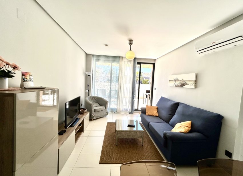 Resale - Apartment - Orihuela Costa - Villamartin