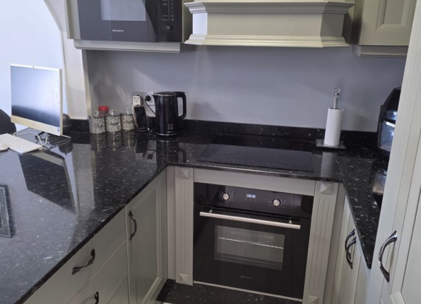 Resale - Apartment - Orihuela Costa - Villamartín