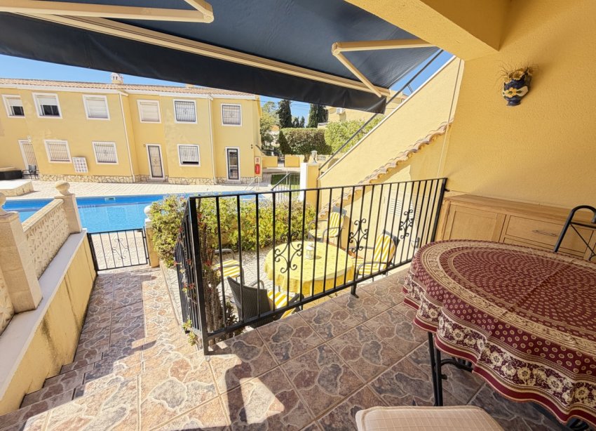 Resale - Apartment - Orihuela Costa - Villamartín