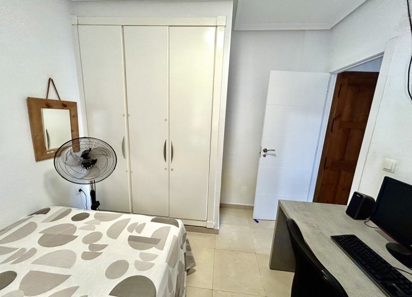 Resale - Apartment - Orihuela Costa - Villamartín