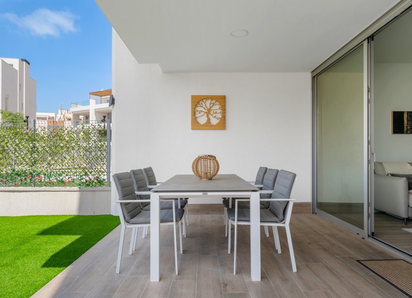 Resale - Apartment - Orihuela Costa - Villamartín