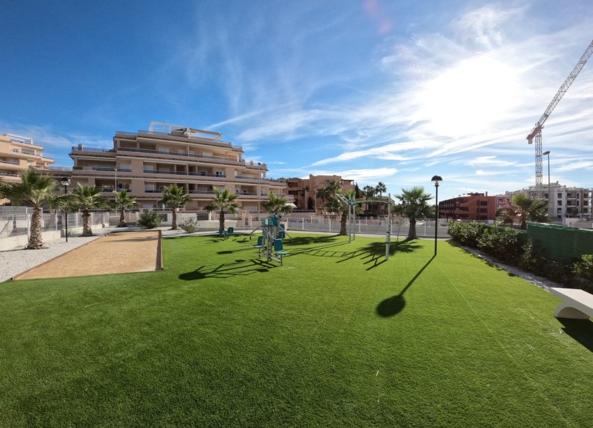 Resale - Apartment - Orihuela Costa - Villamartín