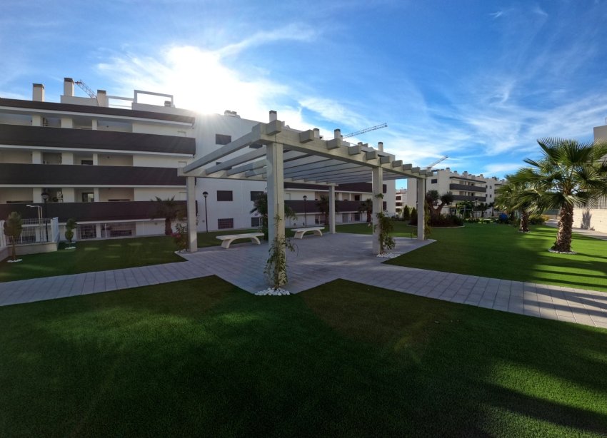 Resale - Apartment - Orihuela Costa - Villamartín