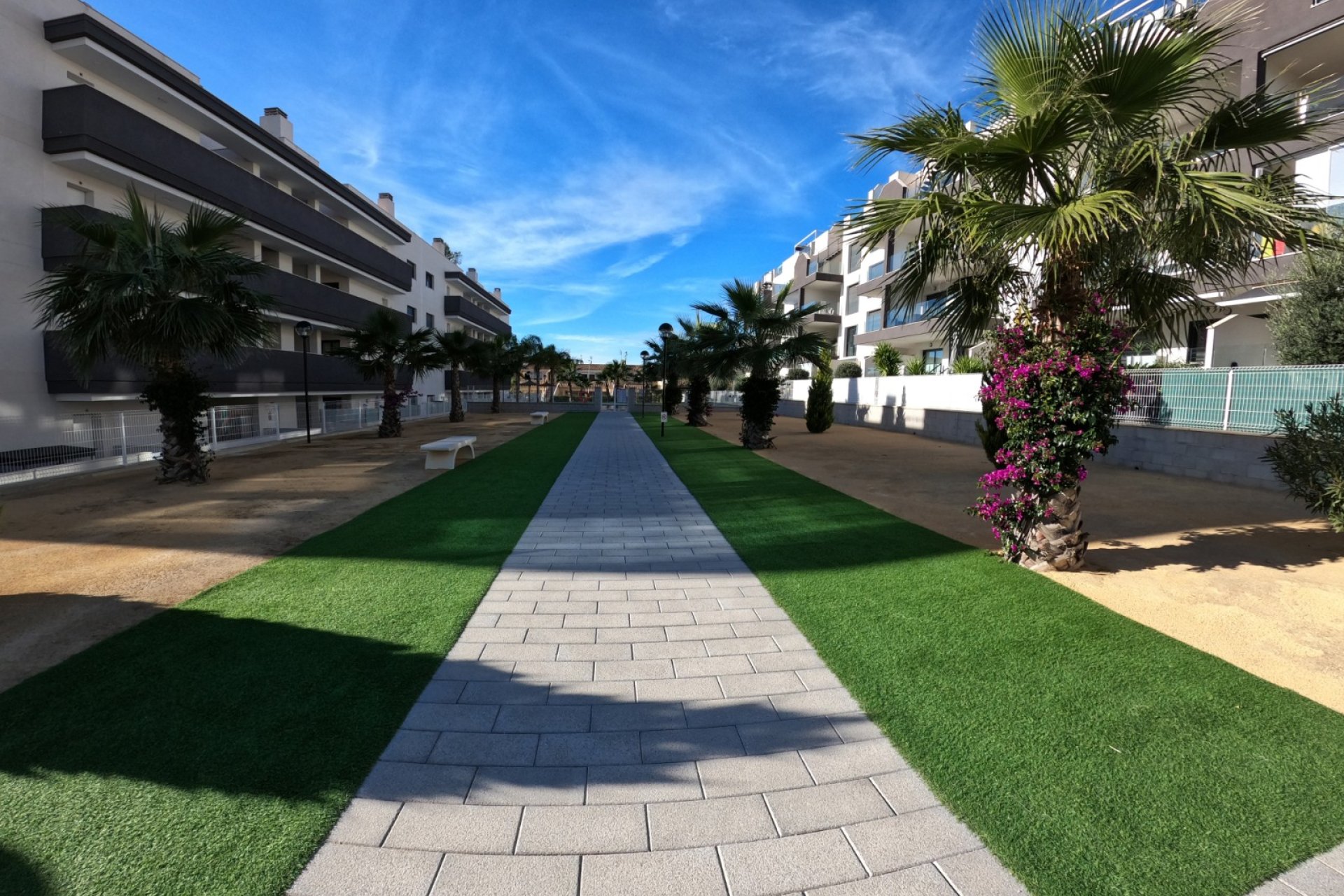 Resale - Apartment - Orihuela Costa - Villamartín