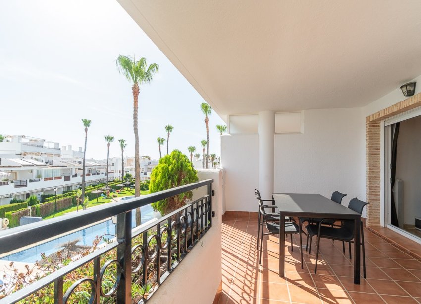 Resale - Apartment - Orihuela Costa - Villamartín