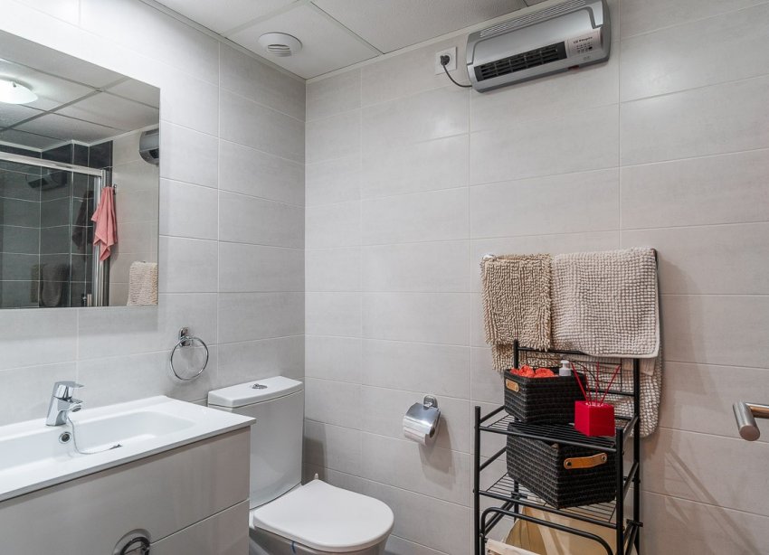 Resale - Apartment - Orihuela Costa - Villamartín