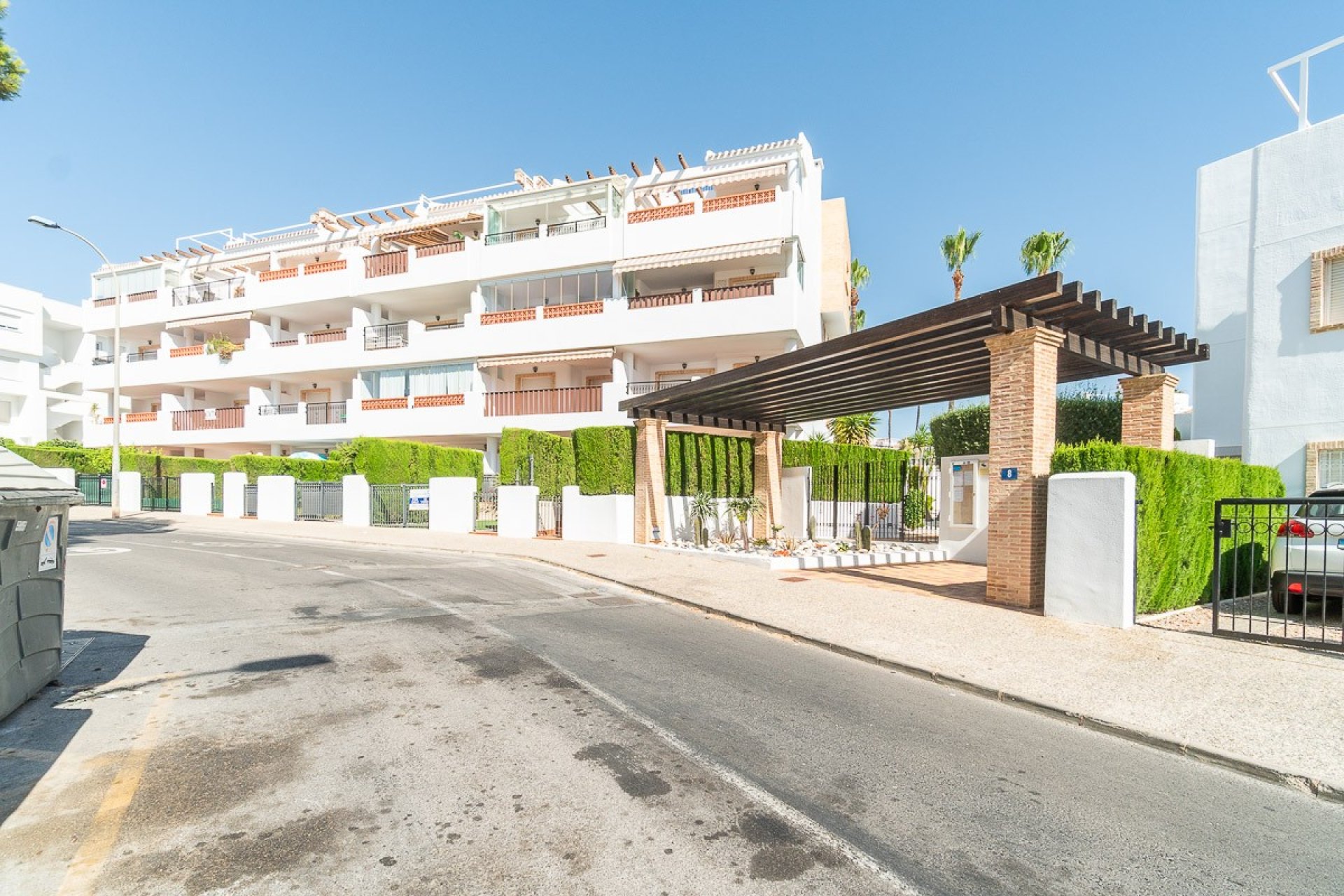 Resale - Apartment - Orihuela Costa - Villamartín