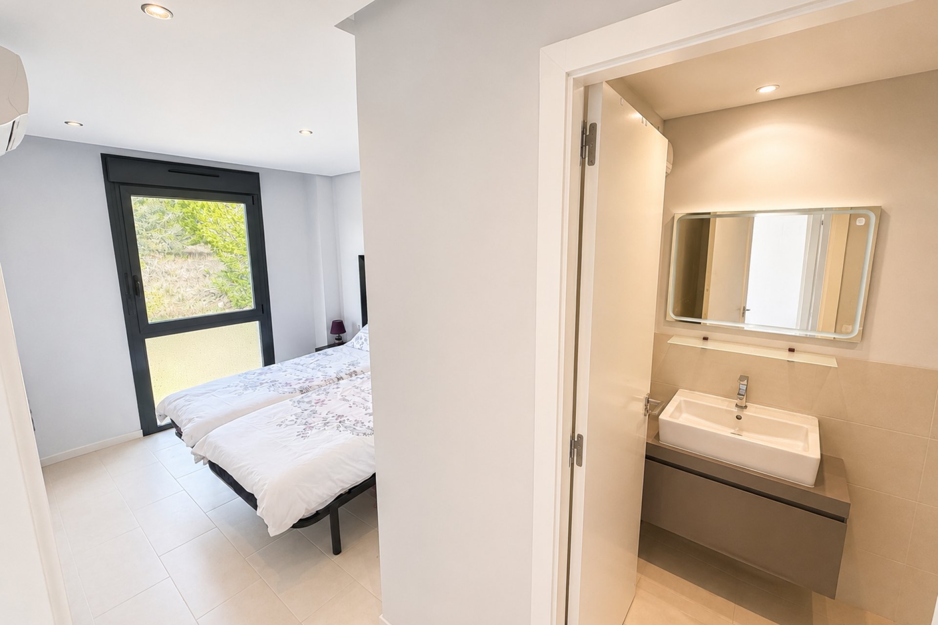Resale - Apartment - Orihuela Costa - Villamartín