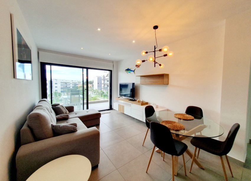 Resale - Apartment - Orihuela Costa - Villamartín
