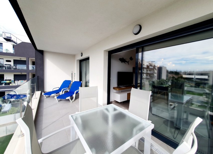 Resale - Apartment - Orihuela Costa - Villamartín
