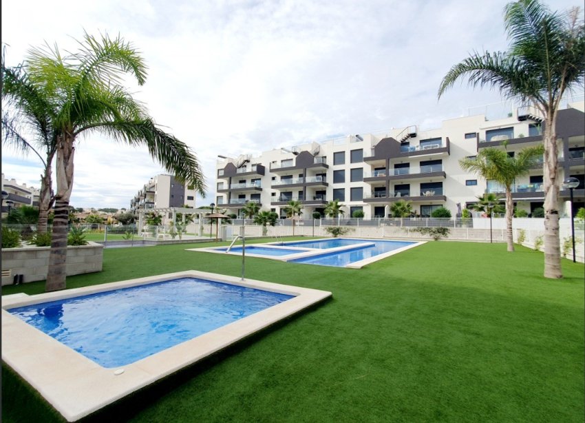 Resale - Apartment - Orihuela Costa - Villamartín