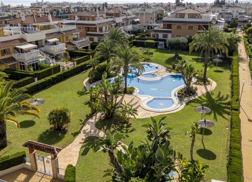 Resale - Apartment - Orihuela Costa - Zeniamar
