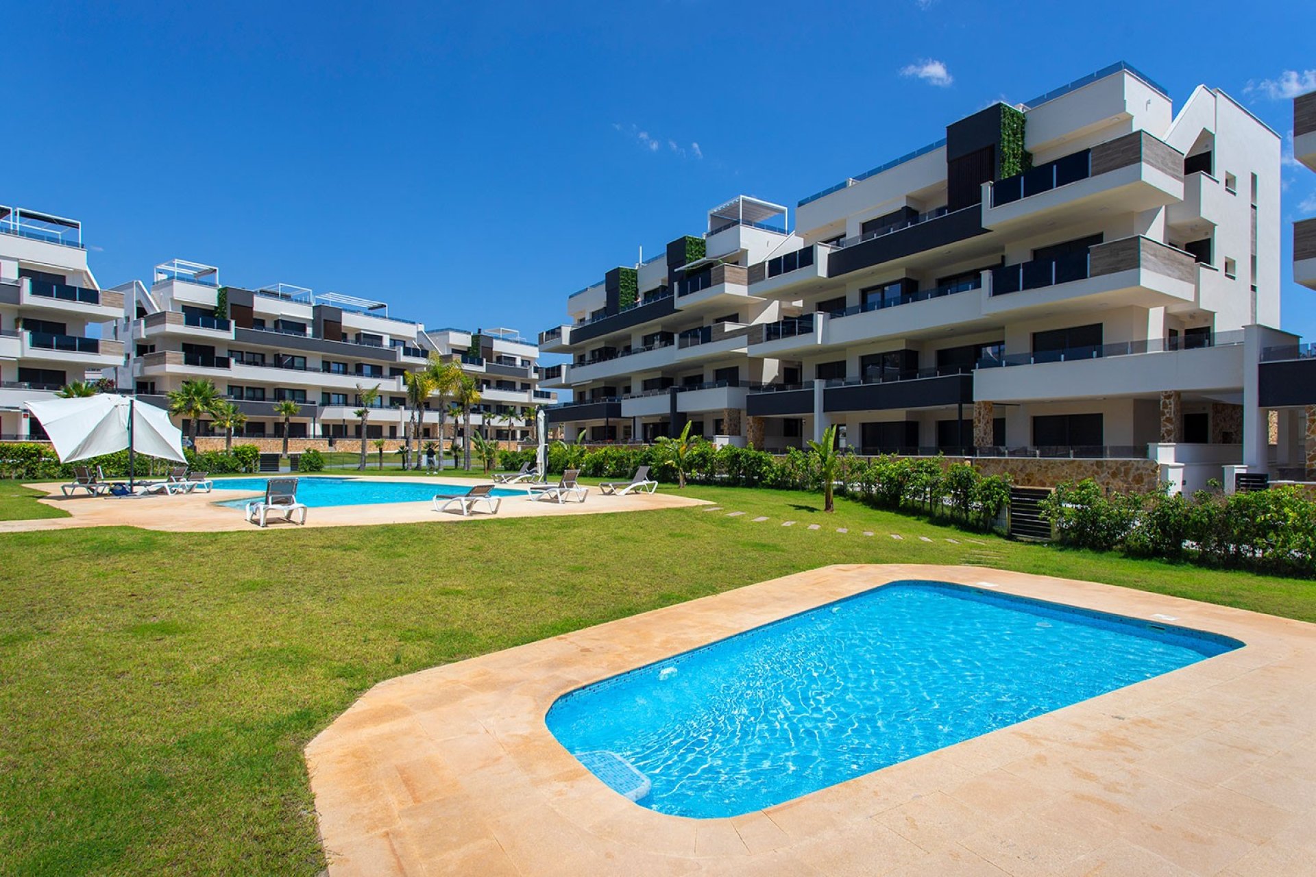 Resale - Apartment - Orihuela - Orihuela Costa