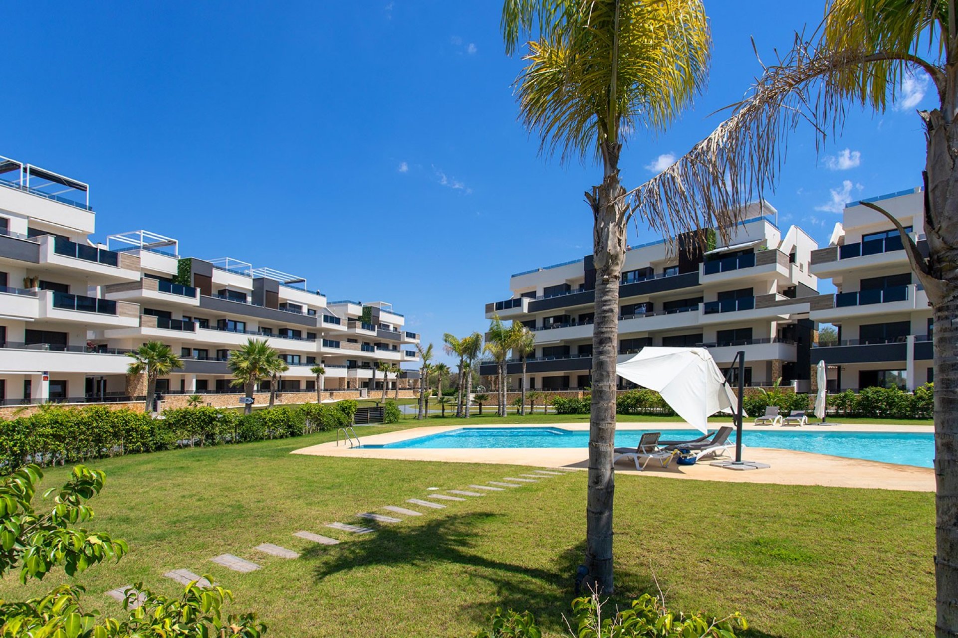 Resale - Apartment - Orihuela - Orihuela Costa