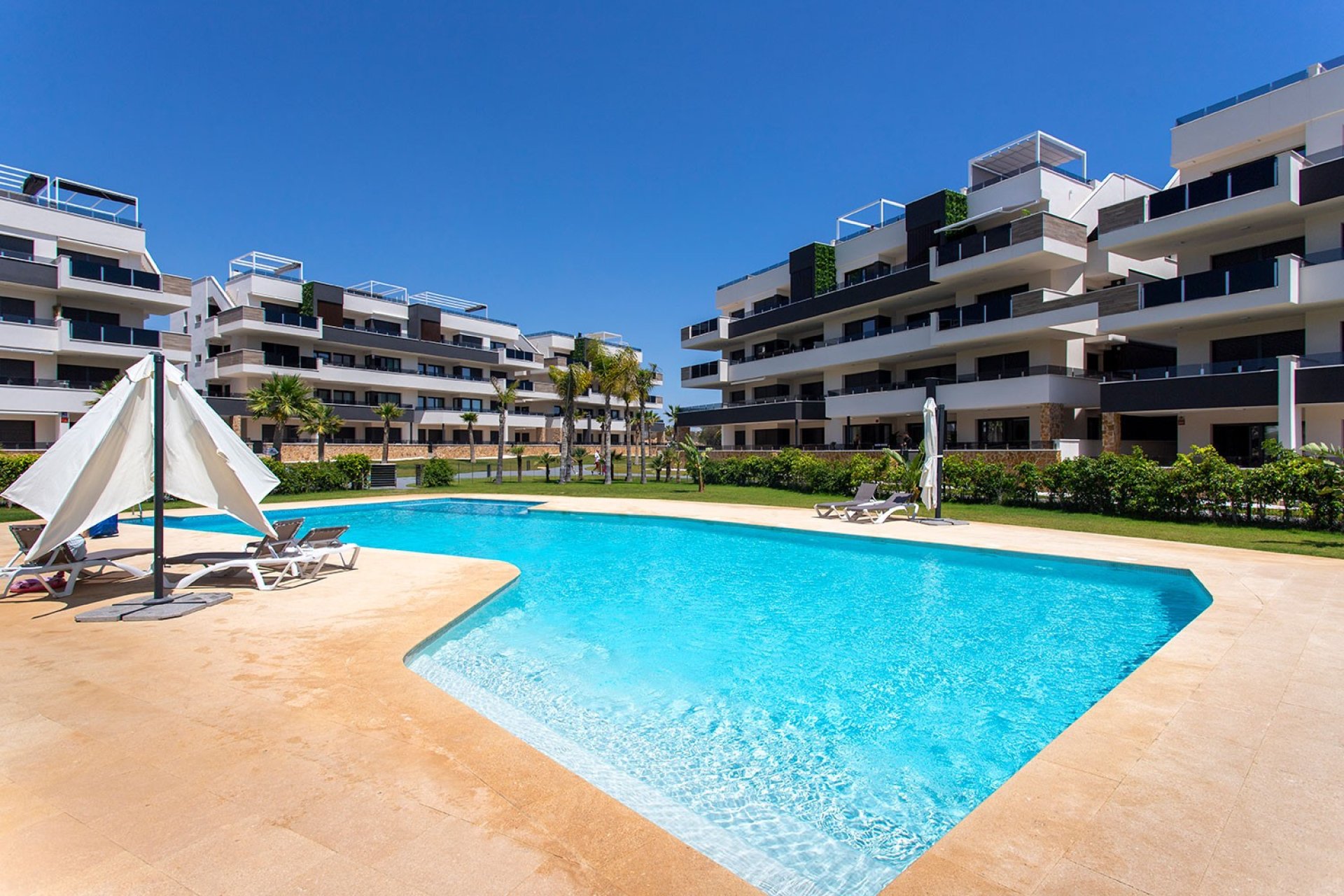 Resale - Apartment - Orihuela - Orihuela Costa