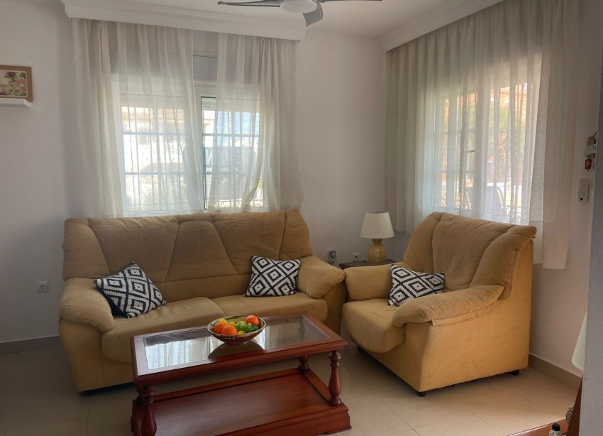 Resale - Apartment - Orihuela - Villamartín