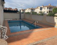 Resale - Apartment - Orihuela - Villamartín