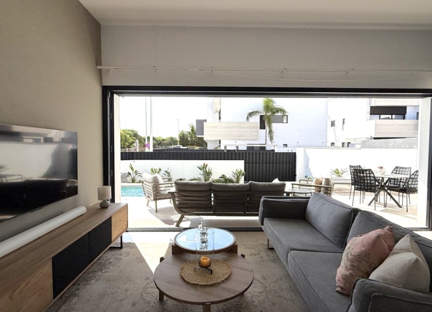 Resale - Apartment - Pilar de la Horadada - Costa Blanca