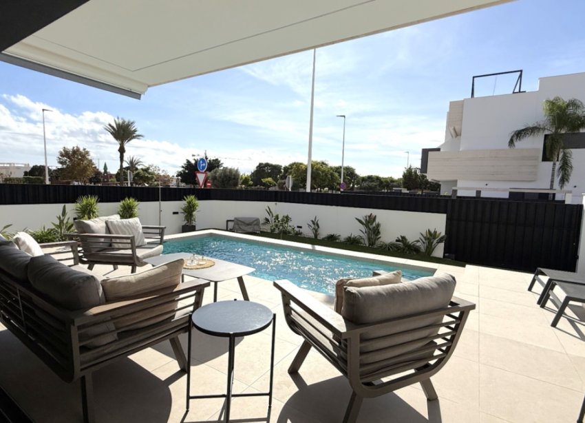 Resale - Apartment - Pilar de la Horadada - Costa Blanca