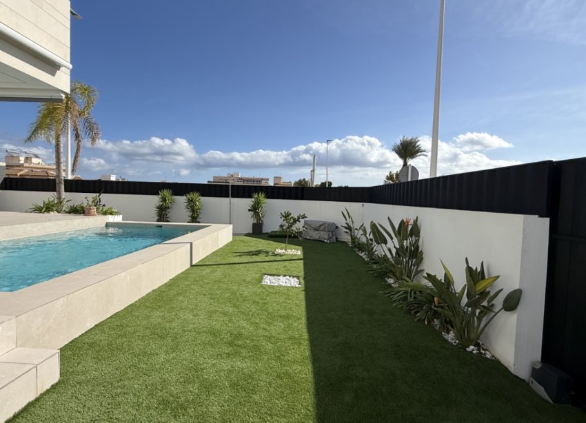 Resale - Apartment - Pilar de la Horadada - Costa Blanca