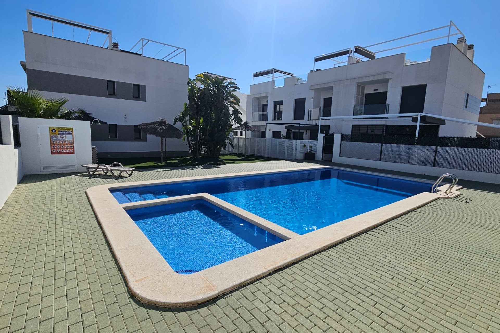Resale - Apartment - Pilar de la Horadada - Costa Blanca