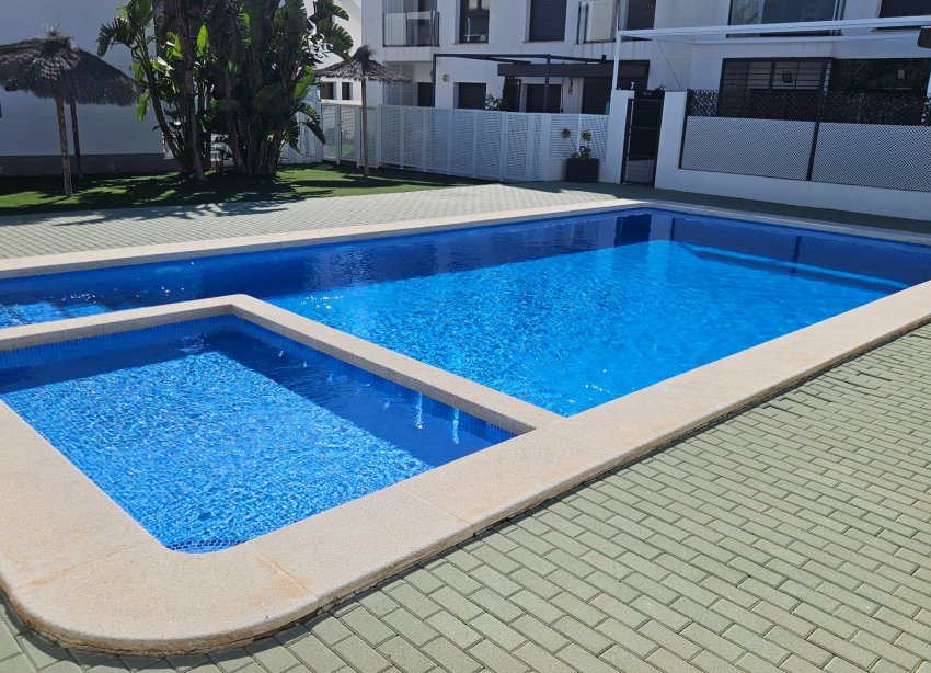 Resale - Apartment - Pilar de la Horadada - Costa Blanca