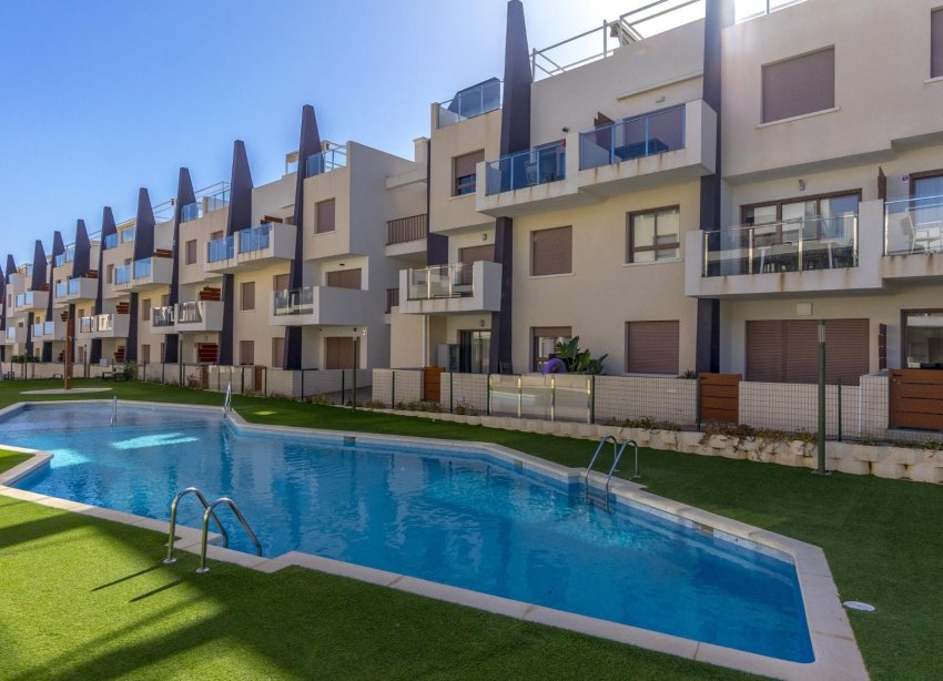 Resale - Apartment - Pilar de la Horadada - Mil Palmeras