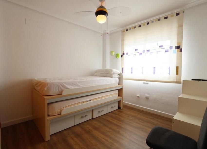 Resale - Apartment - Pilar de la Horadada - Mil Palmeras