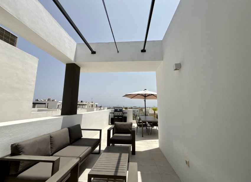 Resale - Apartment - Pilar de la Horadada - Mil Palmeras