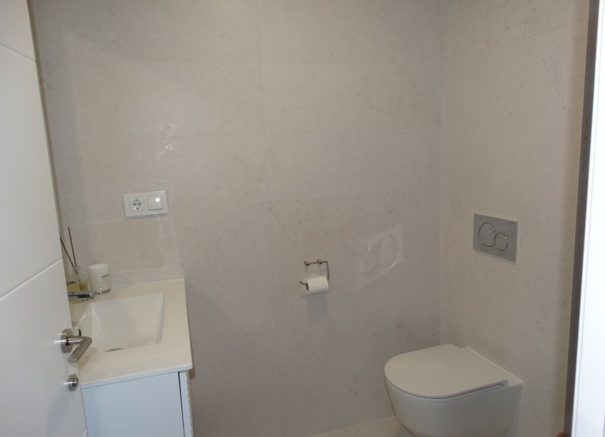 Resale - Apartment - Pilar de la Horadada - Pilar de La Horadada - Town