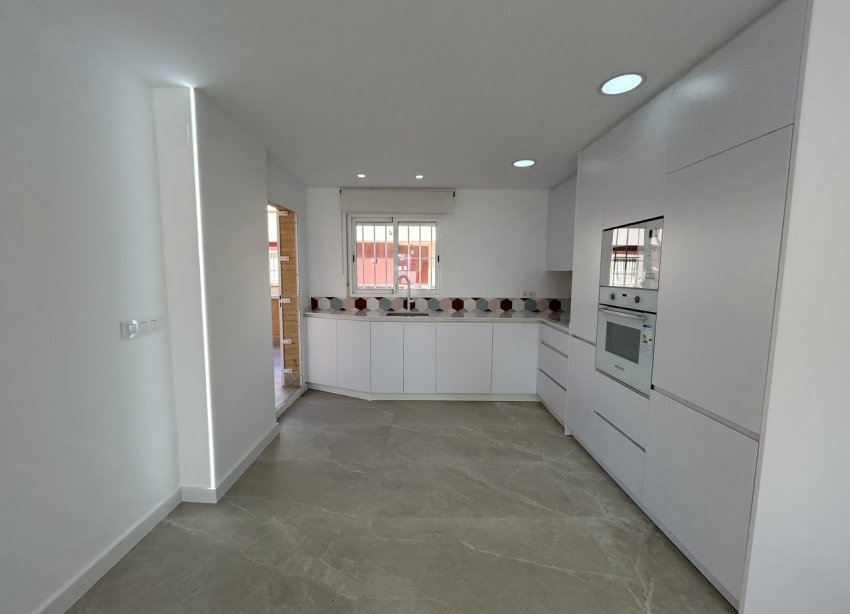 Resale - Apartment - Pilar de la Horadada