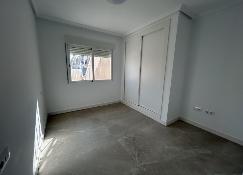 Resale - Apartment - Pilar de la Horadada