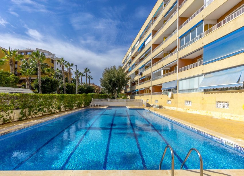 Resale - Apartment - Punta Prima - El Acequión