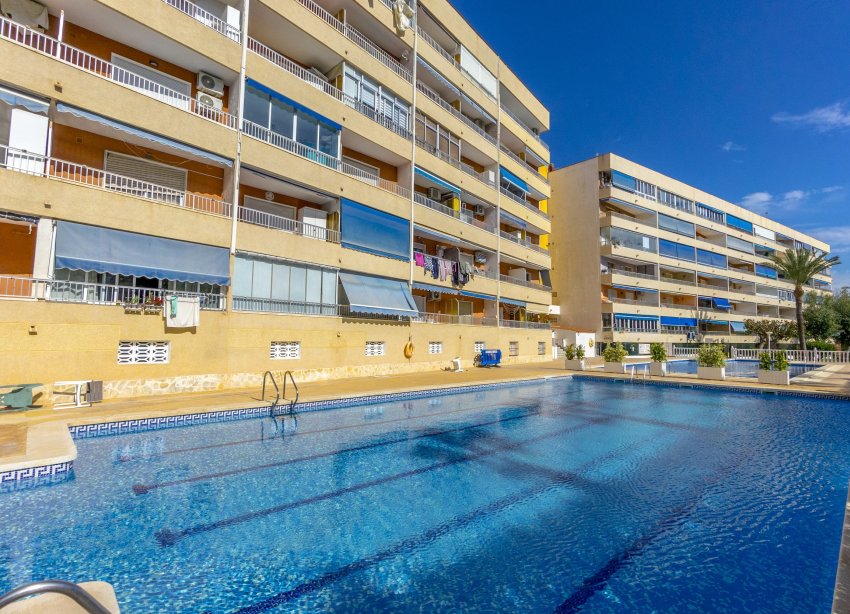 Resale - Apartment - Punta Prima - El Acequión