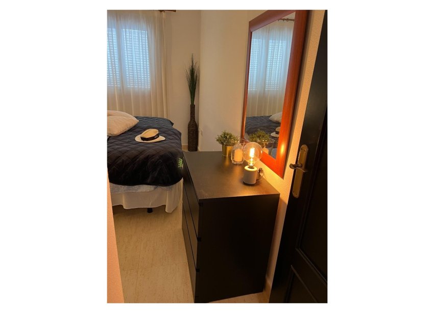 Resale - Apartment - Punta Prima