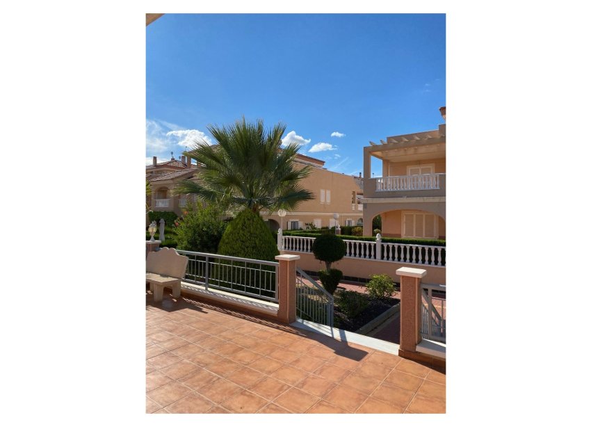 Resale - Apartment - Punta Prima